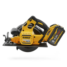 Load image into Gallery viewer, Dewalt FLEXVOLT 60 V 7 - 1/4 In. Cordless Brushless Circular Saw Kit (Battery &amp; Charger)